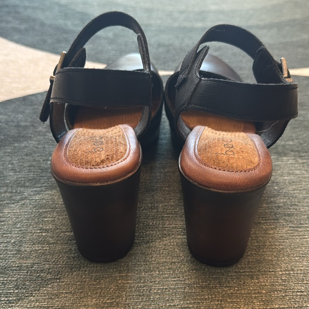 b.o.c. Black Slingback Sandals - Picture 4 of 5